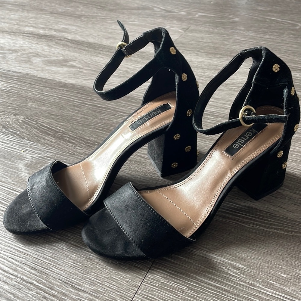 Short Sandal Heel